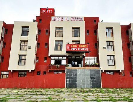 Hôtel Sreeya Comforts à Mysore Extérieur photo