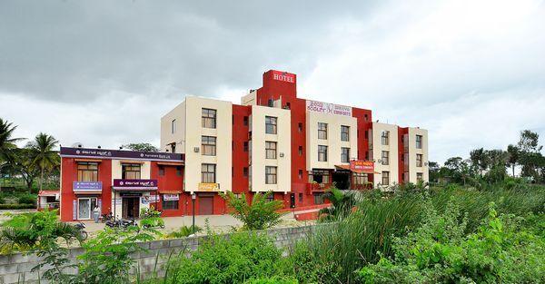 Hôtel Sreeya Comforts à Mysore Extérieur photo
